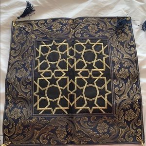 Decorative pillows covers